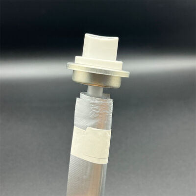 खरीदें सुरक्षित लॉकिंग तंत्र के साथ कॉम्पैक्ट महिला पेपर स्प्रे वाल्व कैप ऑनलाइन निर्माण